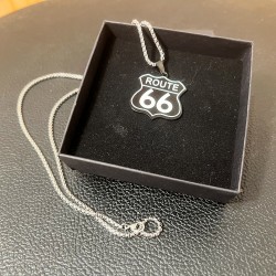 Pendentif ROUTE 66 - Le collier Route 66