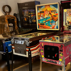 FLIPPER BALLY VINTAGE EIGHT BALL PINBALL