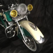 INDIAN CHIEF 1948 NEW RAY 1:6