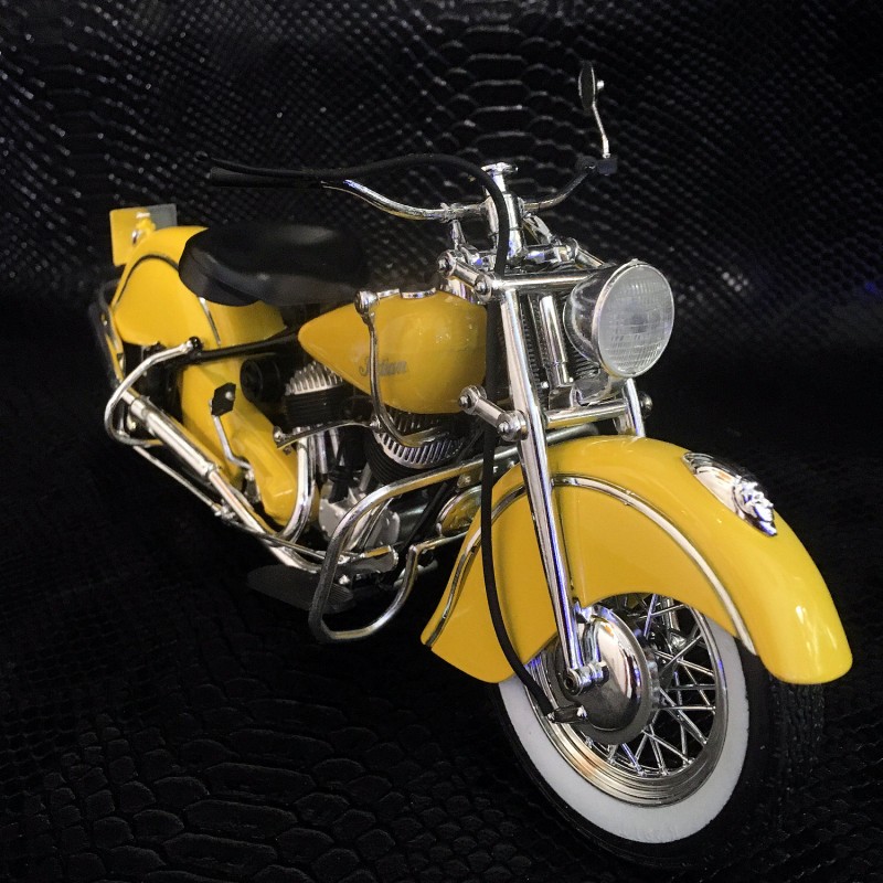 Moto miniature métal, Mod Jaune, L 27 cm