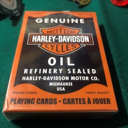 CARTES A JOUER HARLEY DAVIDSON - OIL RAINERY SEALED