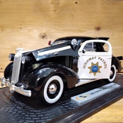 PONTIAC DELUXE POLICE CAR 1936 - MINIATURE 1/18