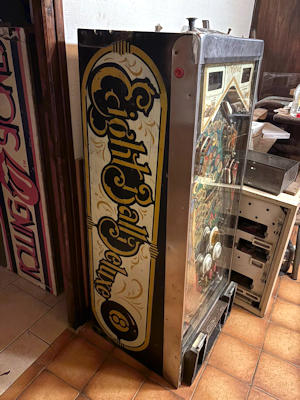 Flipper Eight Ball Deluxe Pinball
