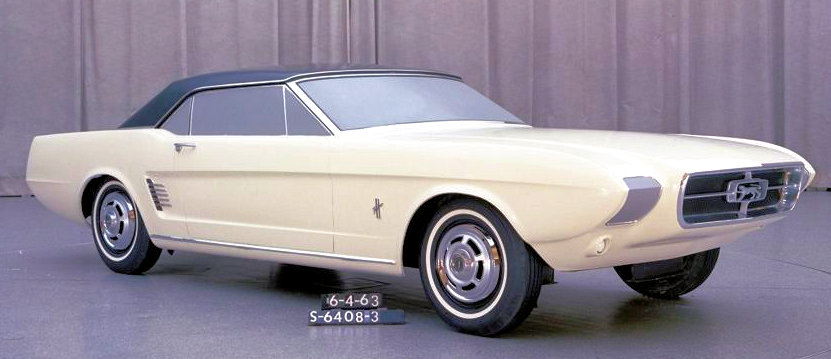 Protoype FOrd Mustang Cougar